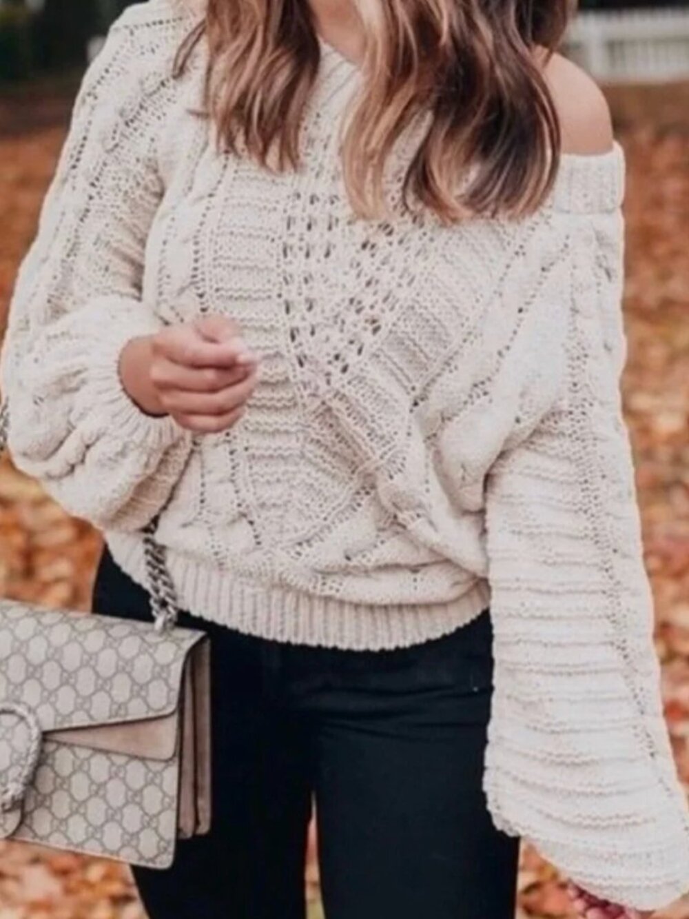 Express Cable Knit Sweater Size Medium, Creamy